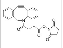 DIBENZOCICLOOCTINO-N-HIDROXISUCCINIMIDIL ESTER