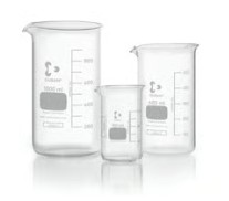 VASO FORMA ALTA CON PICO 3000 ML