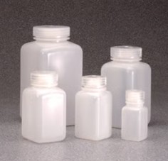 FRASCO PLASTICO 250 ML HDPE CUADRADO B/ANCHA (12)